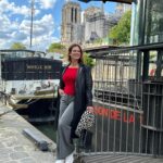 Marie Legault Instagram - Ressens-tu parfois des pertes d’équilibre? À inclure absolument dans tes exercices, des postures te mettant en situation de recherche de stabilité ce qui va stimuler tes muscles stabilisateurs et progresser. Ce flow de yoga est fait pour toi 🙏🏻✨ #yogaflow #yogapracticenotyogaperfect #santé #bienêtre #bienetreauquotidien #biendanssoncorps #équilibre #souplesse #bienvieilliraunaturel