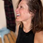 Marie Legault Instagram - Aujourd’hui, j’ai pratiqué avec environ 45 personnes, c’était magique ce partage, on a eu bien chaud aussi ha ha! à voir ma tete 🫠💦 @jivamuktiyogaparis class today was hot yoga 🧘🏻‍♀️ #thankyou Ian Szydlowski 🙏🏻 #yoga #yogapractice #yogaparis #hotyoga #bigtraining #hardworkout #naturelle#frecklesgirl #happyness #grateful #partage #bienêtre #love #sweat #naturalportrait #glowingnaturally #bonnemineassurée #fatigueemaisheureuse