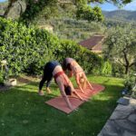 Marie Legault Instagram - Bien arrivés à Levanto pour cette aventure italienne en famille 🫶🏻🇮🇹🤍 #beautifuldestinations #coucherdesoleil #sunsetlover #roomwithaview #jolibalcon #beauté #naturelle #yogagirls #bonheur #italie #cinqueterre #beachvibes #familytrip #bestpizzaever
