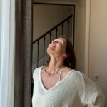 Marie Legault Instagram - Natural light and curtain 🤍📸by @charlotte_bron #behindthescenes #naturalbeauty #photooftheday #lumierenaturelle #feelinggreat #over50model #mannequinseniorfemme #modellife #playful #model #moodoftheday #attitude #barfleur