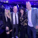 Marie Osmond Instagram – Mark Davis (owner of the @Raiders and  @AllegiantStadium) is such an amazing friend and one of the nicest people you’ll ever meet!!🥰 He invited me to join him for The Dinner Show before today’s #SuperBowl!!✨ I ran into so many amazing friends like @WayneNewtonmrlv and the beautiful @ShaniaTwain and made new ones like Marks’s girlfriend, @iamorianthi, and @DHendrickson41! Mark’s girlfriend, @iamorianthi, is such a fantastic guitarist and used to play with Michael Jackson. She’s performing as well! But tonight, our surprise entertainers were  Super Bowl legends @LadyGaga and @DianaRoss, as well as @IAmWandaSykes and @NBCJayLeno!! ✨ We all had such a phenomenal time!!

I’m going to be watching the game today from Mark’s suite and then head to the party afterward!!🏈🏆 Be sure to watch my stories to see all the fun!!