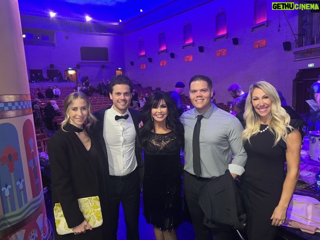 Marie Osmond - 6.3K Likes - Sometimes, I am reminded that I really have been blessed with the best family!🥰 Recently, I've had some amazing people come and support me at my shows. Merrill and his wife stopped by my show close to Washington DC, and then Donny's boys, Jeremy and Christopher as well as their wives Melisa and Alta, joined me last month! We all had so much fun together!!💖💕
Also, a little shot of my makeup case I told you about yesterday!