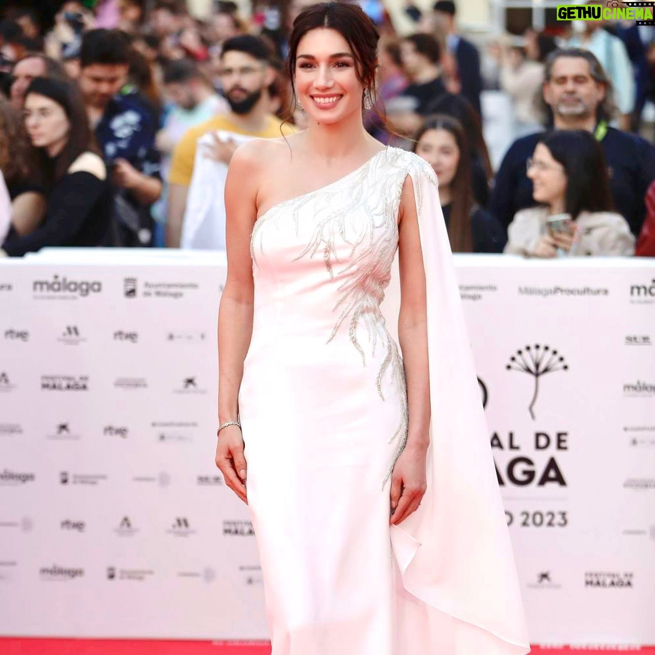 Mariela Garriga - 1.4K Likes - First time at the Málaga Film Festival for their opening gala❤️ What an experience! #malagafilmfestival
………………………….
👗. @rosa_clara
MUA. @cotrilspa francescagiuliani
Dream team. @ipdtalent