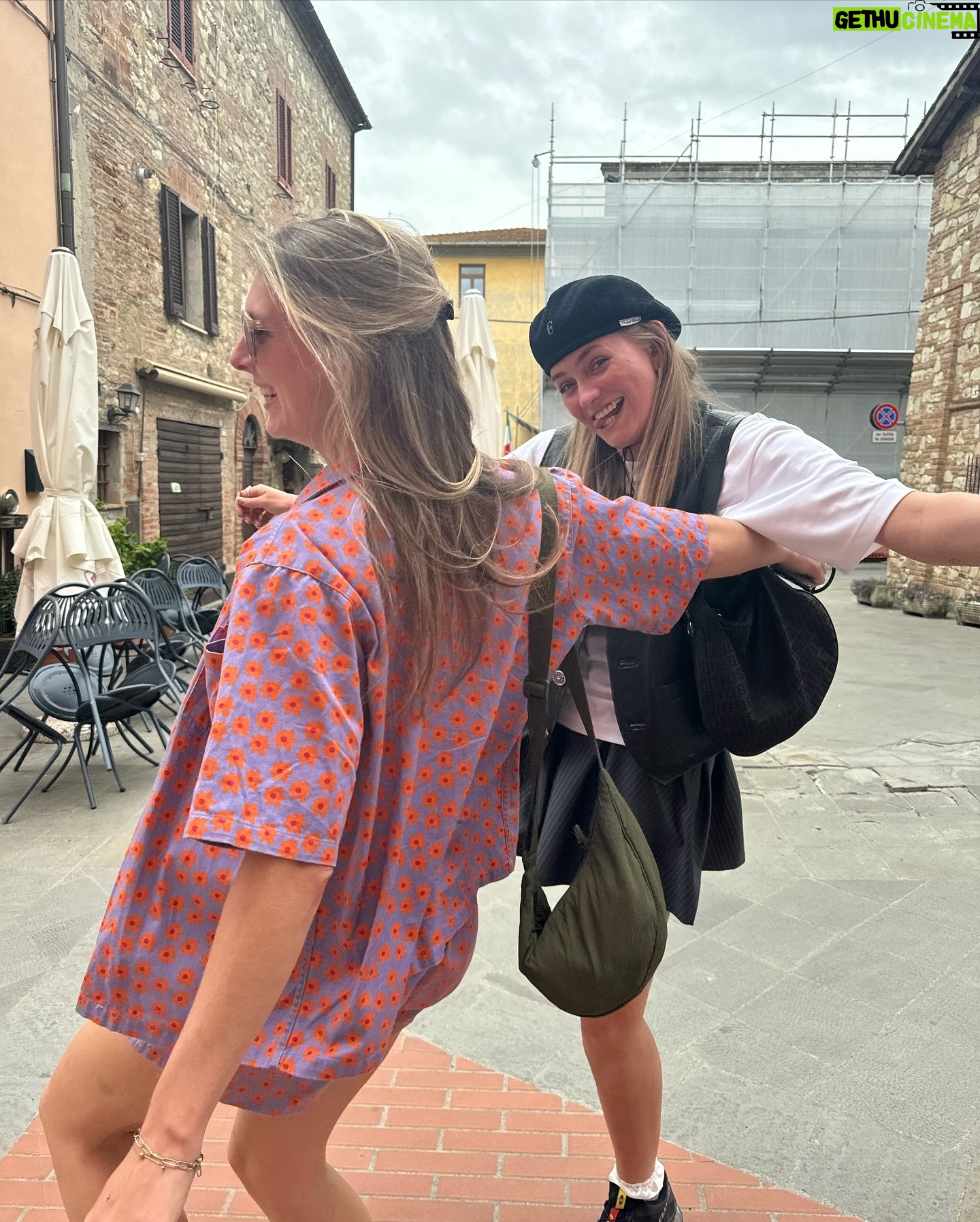 Marije Zuurveld Instagram - Pizza e poepedie pasta 🤌🏼