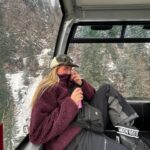 Marije Zuurveld Instagram – Kleine throwback naar de meest chaotische dagen van maart… En de vlog van deze skitrip staat NU ONLINE op YT! 🫶🏼🏂🍻