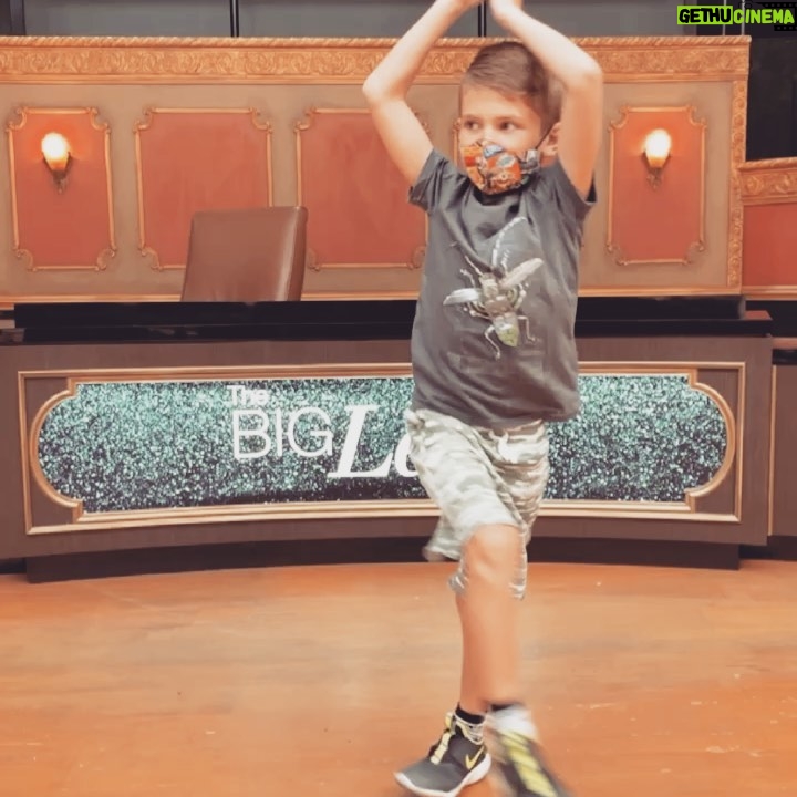 Marika Domińczyk Instagram - It’s here!!!! @bigleapfox is so #feelgood and infectious Hope you give it a shot! First 2 episodes drop on @hulu today! Series premiere on @foxtv on Monday Sept 20th @scottkfoley #dance #allthefeels #newshow #thebigleap 💃🏻🤣♥️ Let me know what you think 😘🙌🏼