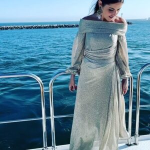 Marika Domińczyk Instagram - The CLOTHES tho!!! 🔥💥🌟 @lynpaolo & @laurafrecon are #costumedesigner #goals Thank you for making Talia look so #fierce ♥️ @inventinganna #inventinganna @shondaland @netflix