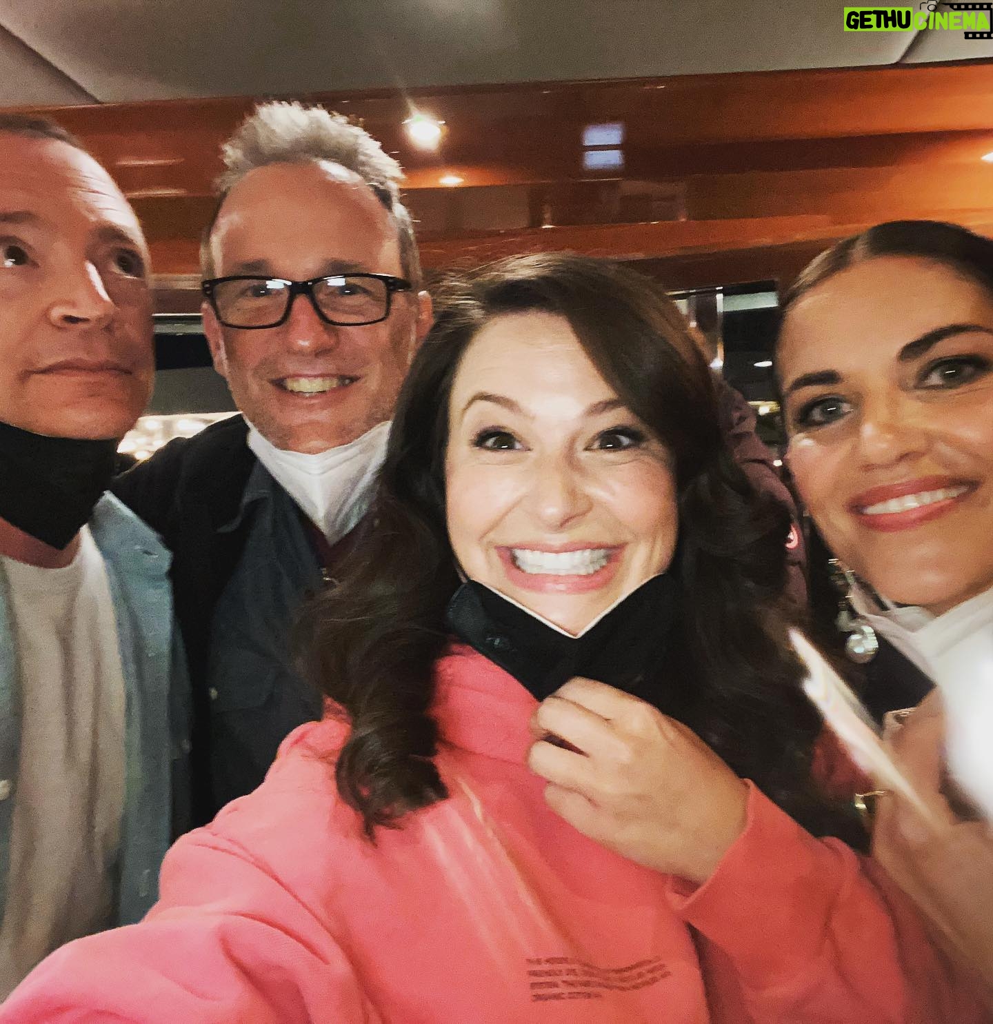Marika Domińczyk - 5.3K Likes - It’s here!!!💥Whose ready?! @inventinganna @netflix @shondaland Still pinching myself… so full of #gratitude to be apart of this amazing show. Love you #scandalfam @ktqlowes @tomverica @joshmalinasjoshmalina 💕 @juliagarnerofficial you are 🌟🔥💫🙌🏼