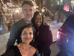 Marika Domińczyk Instagram - Break from my Break for THIS!!! Love a #scandalfam reunion & absolutely love seeing @scottkfoley on #broadway He is fantastic in #thethanksgivingplay @2stnyc Go see it! It runs till 6/4!!!
🙌🏼♥️ @shondarhimes @ktqlowes @bellamyyoung @pedrosegundoofficial #overacliff 
*fun fact - First time i saw @scottkfoley on Broadway was 20YEARS ago in #theviolethour …  and the rest is history 🥰😘