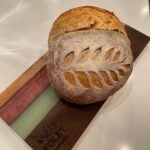 Marika Domińczyk Instagram - Going into the #newyear with our #hobby game strong. @scottkfoley makes some beautiful #cheeseboard ‘s , and they look really good with my #sourdoughbread. 💕You are never too old to #learn something new. ♥️🙌🏼#partnerincrime #inittogether #nerdlife #woodworking #breadbaking #happynewyear
