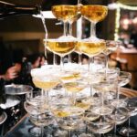 Mariloup Wolfe Instagram - ✨🥂OYÉ OYÉ🥂✨ 🍾Avez-vous vos plans pour le Nouvel An? 🍾 J’ai une bonne nouvelle pour vous, il nous reste encore quelques tables de libre pour vous accueillir au Roseline ce dimanche le 31 pour célébrer la nouvelle année tous ensemble!! Ce serait génial! 🤍 Pensez-y!! Réveillon gastronomique Menu 8 services 🤩 Signé @collyeralexandre Quatuor Jazz 🎶🎵 @le.roseline