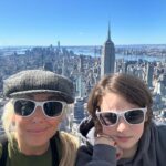 Mariloup Wolfe Instagram – Magnifique journée ensoleillée avec fiston à NY!! ☀️💙☺️ @manoe_lemay_thivierge