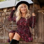 Mariloup Wolfe Instagram – La tendance à adopter cet automne : le motif paisley 🩷🤍🖤

Allez découvrir d’autres robes de ma collection exclusive avec Boutiques San Francisco en boutique et sur www.bsf.ca 😉

@bsf.ca