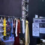 Mariloup Wolfe Instagram – Même si c’est mon métier que de faire des films, je trouve toujours très impressionnant de voir l’envers du décor de films. Et à Londres, il est possible de visiter les studios où ils ont tourné tous les Harry Potter! Un monde vraiment impressionnant d’imagination, de création, de grandiose… juste wow! 🧙🎬🕯️🧹🪄✨