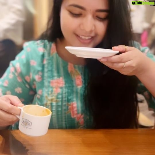Marina Abraham Instagram - Cheers✌️ to The Chai - Bun Maska Lovers ☕️🍞 #bunmaska #iranichai #reelitfeelit #reeloftheday #couplegoals #cafeniloufer #trendingreels