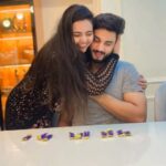 Marina Abraham Instagram – New ” Mind Challenge” 🤪

#newchallenge #couplegoals #challenge #trendingreels #trend #husbandandwife