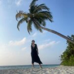Marina Aleksandrova Instagram - Фильтры на Мальдивах не нужны, как и новости, всё что нужно знать, во сколько завтрак, обед и ужин…и может показаться, что всё идеально в мире! #maldives @coracoramaldives #фотоальбомдлявнуков