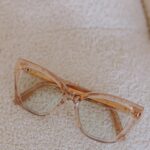 Marina Bastarache Instagram – Nouvelles montures🤓 Les plus belles que j’ai jamais eu. J’aurais pris le magasin au complet, tellement tout était beau. Disponibles chez New Look @newlook.ca #produitsreçus