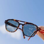 Marina Bastarache Instagram – Nouvelles montures🤓 Les plus belles que j’ai jamais eu. J’aurais pris le magasin au complet, tellement tout était beau. Disponibles chez New Look @newlook.ca #produitsreçus