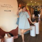 Marina Bastarache Instagram – Life lately

1-2 white aesthetic on my mind 🤍 @nana.the.brand
3 être solidement malade pendant 2 semaines à en perdre la voix…
4 animer @competitionbravissimo avec « tout juste » un peu de voix, grâce à des pilules qu’on ne prend pas par la bouche 🥲💊
5-6 lancer ma première collection de chaussure avec @chaussuresyellow et voir ma grosse face dans tous leurs magasins 🥺 *pinch me moment*
7 recevoir mes premières tulipes du printemps thanks to my piccioncino @com_lou 
8 faire un turoriel make-up avec la best @misslala_makeup et flauber ma retraite chez @sephoracanada 💄
9 voir @nana.the.brand dans les magazines et trouver ça doux que des magazines d’ici fassent de la place pour une compagnie d’ici 🤜🏻🤛🏻
10 trouver qu’un café starbucks c’est parfois « trop cher » mais me payer un first class dernière minute parce que « le prix était bon » . Jamais vu une fille aussi pleine de contradictions 😂
