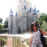 Marina Gregory Instagram – Não é dia de tbt, mas dreams come true. 
14 anos atrás eu realizei um sonho: ir à Disney de Orlando e a minha primeira viagem internacional. E agora pude ter o privilégio de reviver um pouco dessa magia na Disney de Paris com minhas amigas 😍✨ #DisneyParis