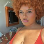 Marina Gregory Instagram – Bonita demais pra ligar pra bagunça do fundo haha 
Estamos quase em 2024 genteeee 😍