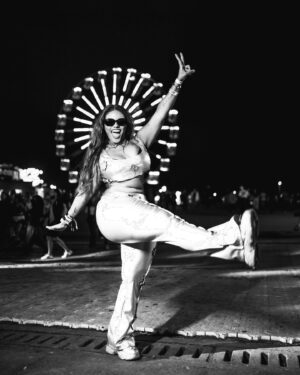 Marina Gregory Instagram - 🇧🇷 L O L L A P A L O O Z A 🇧🇷
Category is FESTIVAL!
Qual foi o lookinho favorito de vocês? Estilo é a minha vibe 🫶🏾
Clicks by: @adrianoreisg 

#LollaBr #Bebacommoderacao  #BudnoLollaBr
