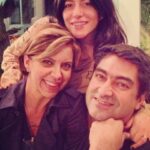 Marina Person Instagram - Eu amo um amigo❤️ Naquele dia em que entrei na sala dele pra passar por uma entrevista de emprego (ele era meu ídolo, e meu coração tava disparado), eu não podia imaginar q mais de 30 anos depois eu teria rodado o mundo com ele. Obrigada por fazer parte da minha vida, Fio! Feliz aniversário🎉🎊✨❤️💜🧡