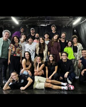 Marina Person Instagram - Quem diria que um dia eu ia trabalhar com aquela menina que tanto me fazia rir com sua espontaneidade. É uma alegria filmar com vc , porque a gente sabe que, mesmo quando o dia não tá assim tão favorável, a gente encontra uma Maisa sorrindo e pronta pro que der e vier.
Que vc continue sempre assim, iluminando tudo à sua volta, espalhando alegria e conectando o melhor de todo mundo por onde passa❣️
É uma alegria ter vc perto na vida, @maisa 
Viva você!!🎉🎉🎉🎉