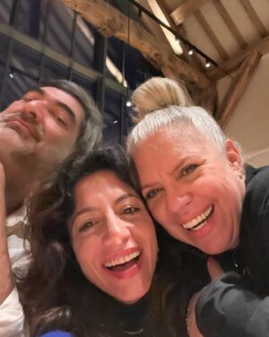 Marina Person Instagram - Dia da @astridfontenelle , o 1 de abril ganhou outro significado desde q ela entrou nas nossas vidas. Viva nossa rainha!!👑✨🎊🧚🏽‍♀️🎉