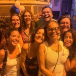 Marina Person Instagram - Foram 3 aniversários, 1 samba do trabalhador, 2 episódios de De Volta aos 15, 4 quartos diferentes, 1 ida à Lapa outra à Santa Teresa , 14 restaurantes, 4 butecos, 1 cinema . Tudo em 12 dias. Hoje voltei à minha casinha, já com saudades dos cariocas. Obrigada, Rio, foi muito muito bom🎊