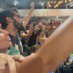 Marina Person Instagram - Foram 3 aniversários, 1 samba do trabalhador, 2 episódios de De Volta aos 15, 4 quartos diferentes, 1 ida à Lapa outra à Santa Teresa , 14 restaurantes, 4 butecos, 1 cinema . Tudo em 12 dias. Hoje voltei à minha casinha, já com saudades dos cariocas. Obrigada, Rio, foi muito muito bom🎊
