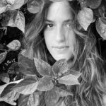 Marina Salas Instagram - De las fotos que nos hizo Javi este verano🌹 @javiercamara1 @jessicabataille