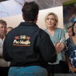 Marine Le Pen Instagram - Produit phare de l’île de La Réunion, la vanille Bourbon cultivée ici est l’une des meilleures au monde.