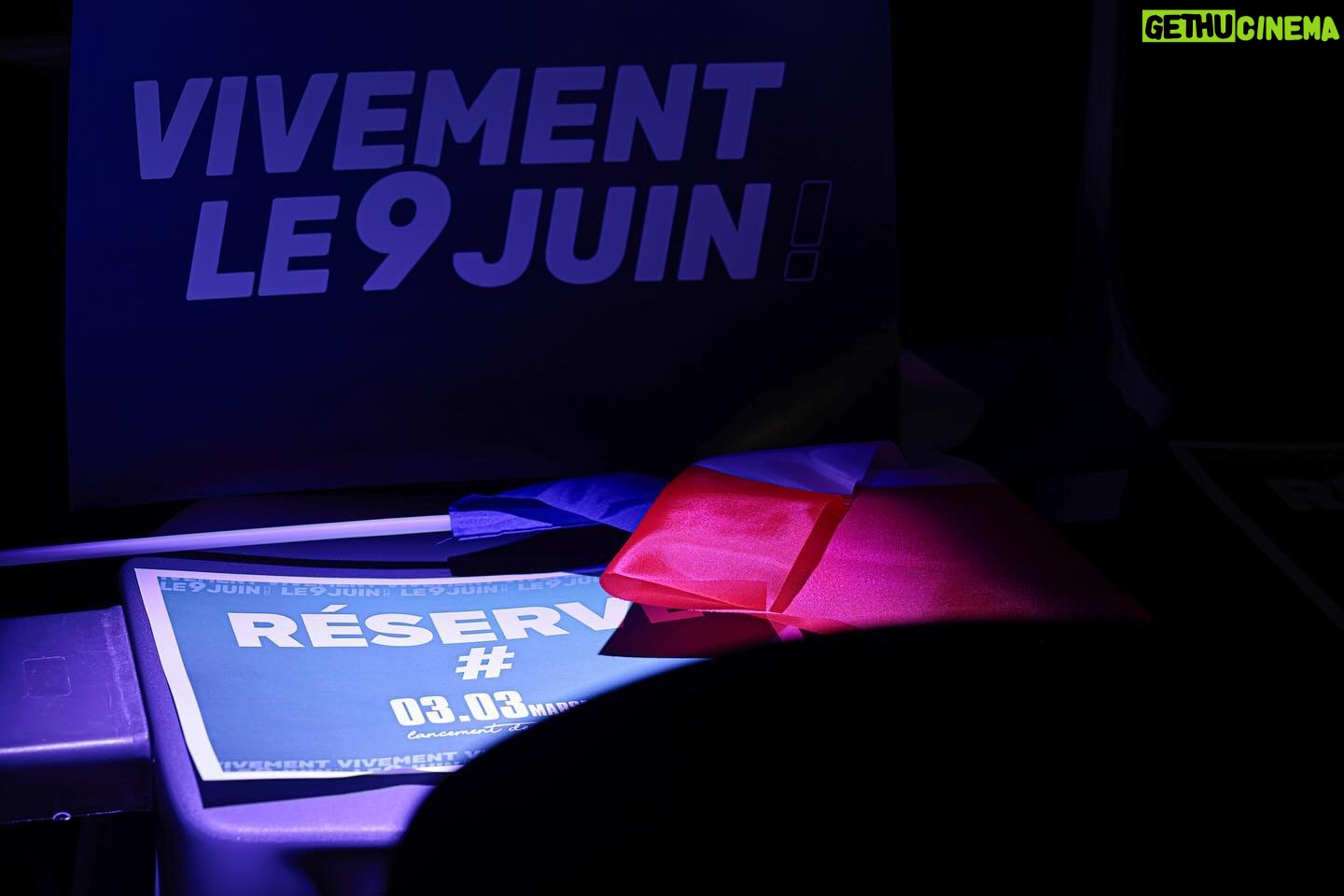 Marine Le Pen Instagram - À tout à l’heure Marseille ! 🇫🇷