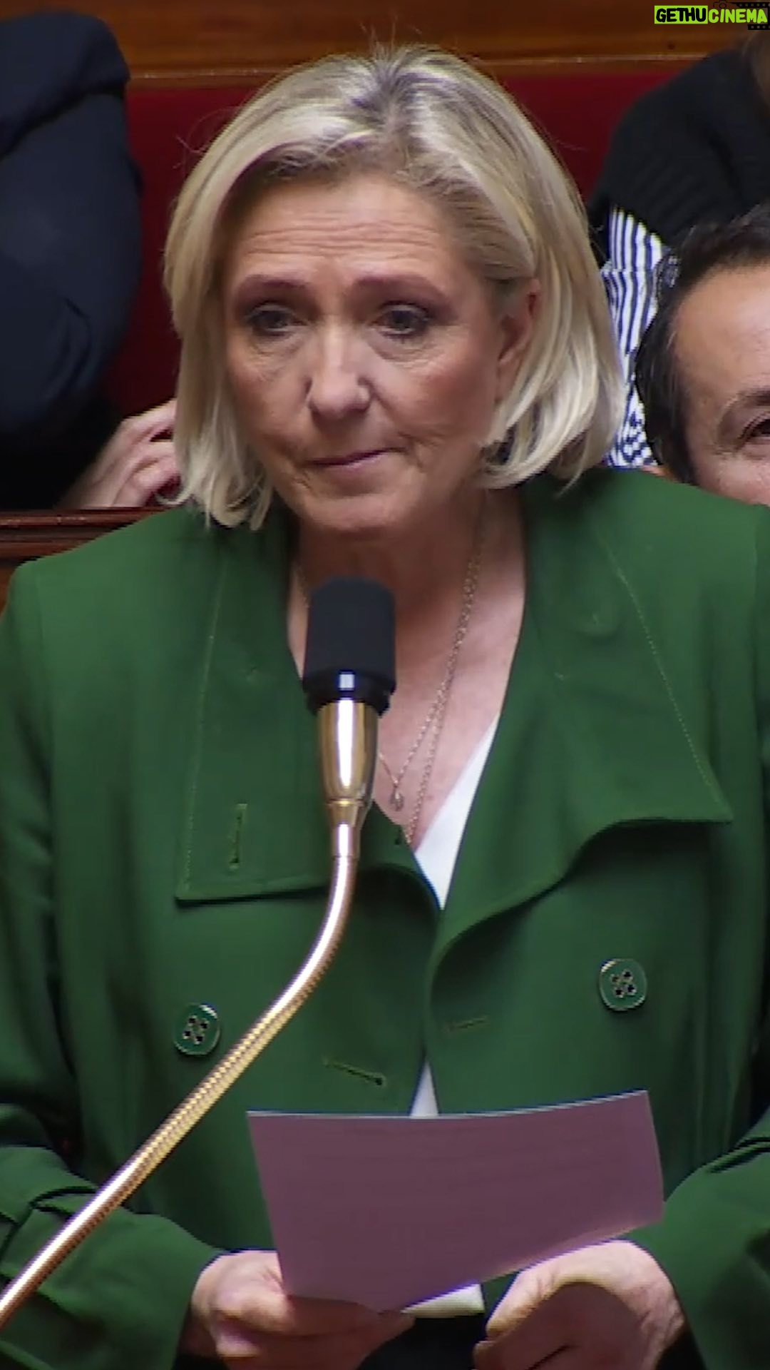 Marine Le Pen Instagram - Une enfant de 13 ans violée à mort, un jeune garçon lynché pour des raisons abjectes, une pharmacienne assassinée en Guyane : ces drames ne sont plus des faits divers mais des faits de société, des faits atroces. M. le Premier ministre, que comptez-vous faire pour agir ?