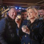 Marine Le Pen Instagram - À Hénin-Beaumont, Noël est déjà là ! ☺️