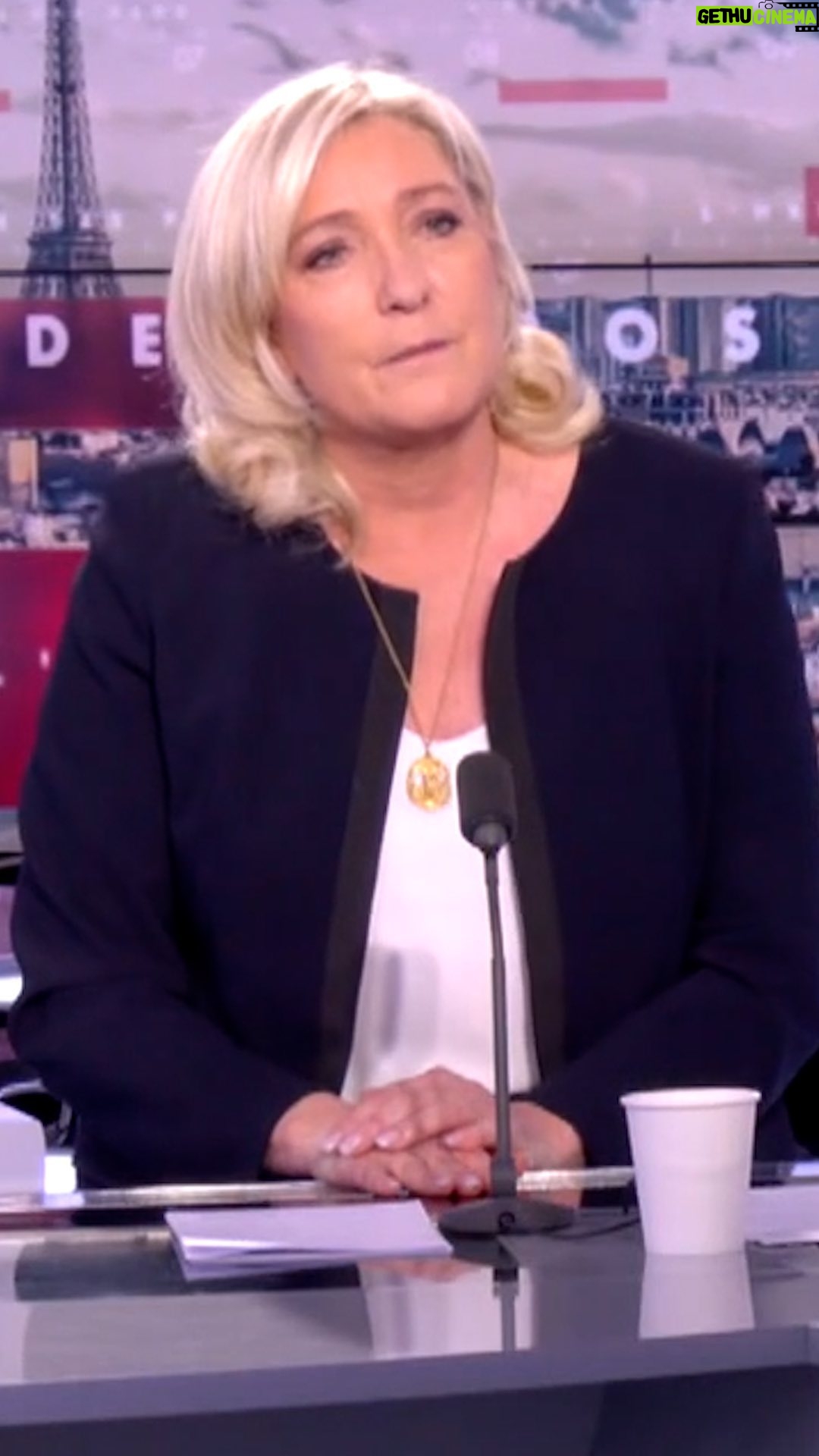 Marine Le Pen Instagram - Je ne me laisserai plus donner de leçons par des gens qui sont les champions du monde du chômage, de la dette, de l’immigration et de l’insécurité. Je propose aux Français mon projet et c’est leur avis, et leur avis seulement, qui compte à mes yeux.