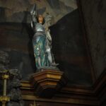 Marine Le Pen Instagram - En ce 1er mai, nous rendons hommage à Perpignan à Jeanne d’Arc, notre héroïne nationale et patronne de la France. Symbole de courage et d’espérance, elle incarne cette jeunesse française, libre, fière et patriote, qui n’en a pas fini d’aimer et de défendre son pays.