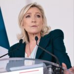 Marine Le Pen Instagram - Avec nos députés, avec nos autres parlementaires, avec nos élus des territoires, les cadres et militants de notre mouvement présidé par Jordan Bardella, nous nous mettons en situation, non seulement d’accéder, mais également d’assumer avec succès les responsabilités du pays. Retrouvez mes vœux à la presse de Marine Le Pen : https://fb.watch/pO5ey6L7AW/