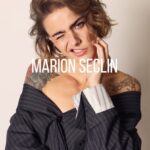 Marion Séclin Instagram - « Parole d’icône » spécial - @marionseclin Être une précurseuse de la libération de la parole des femmes sur internet, dénoncer depuis des années les comportements anormaux tout en réunissant toute une communauté autour d’un propos évolutif au féminisme actuel… C’est ce qu’a fait et réussi comme nulle autre pareille @marionseclin Toutes les stratégies de cyber harcèlement et les vagues de haine à son égard, n’auront eu raison de sa détermination et de son courage faisant de @marionseclin une icône du féminisme du début de notre 21ème siècle. Merci pour ta confiance @marionseclin 👑🙏❤️ Team 👑 Idée originale & interview @thenextmaker Photographe @stefanierenoma DA @raphael_say Mise en beauté @dorianjollet #paroledicone #marionseclin #change #feminisme #droit #femmes #societe #harcelement #internet #youtube #droitdesfemmes #impact #interview #iconesmedia #media #icone #femme #portrait #engagement #visiondumonde #change