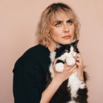 Marion Séclin Instagram - ✨ As the French says « Ce soir, les gentiques » 🌱 @elliot.aubin 🌷 @nialimane 🌻 Nouveau projet en cours… #glow #boulette #plusbellequelaplusbelledetescopines