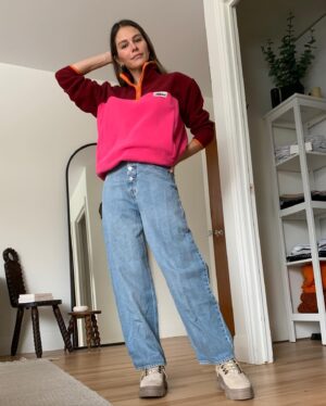Maripier Morin Instagram - Lait’s go 🥛!! Gros must pour toutes les mamans qui allaitent et celles qui le feront bientôt, ces chandails avec zips sur les côtés facilite l’accès et rendent l’allaitement facile et fashion 🤪 @tajinebanane 
Quel look préférez vous? 1,2 ou 3?