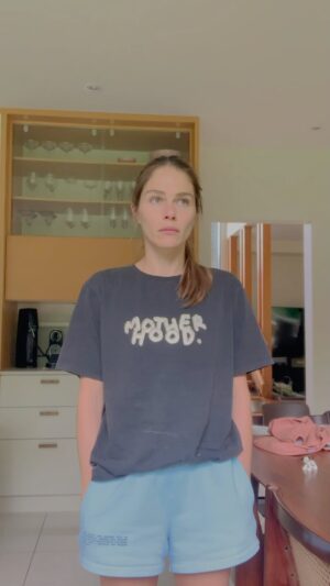 Maripier Morin Instagram - Quand ta fille commence la garderie 😭

Commentez l’emoji qui vous représente quand vous allez porter vos petits à la garderie ☀️