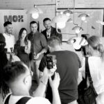 Maripier Morin Instagram - Fière de travailler avec ces gars que j’admire. Procurez vous vos @moxmocktail dans tous les @igaqc de la province! Bonne St-Jean, et n’oubliez pas de me taguer si vous y goutez durant le week end, je suis curieuse de savoir quel est votre saveur coup de coeur! 💕 Merci au restaurant @josephine.mtl pour l’accueil chaleureux Look par l’incroyable @houseofgallagher Crédit photo: @patricklanglois ✨