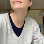 Maripier Morin Instagram - Essayez ça, vous allez CAPOTER! Ça c’est ma recette « snickers » comme la bar de chocolat, c’est absurde comme c’est cochon/bon, et remplis de bonnes choses! Ajouter de l’eau @maple3 à vos smoothies est une façon simple et efficace d’ajouter électrolyte, minéraux et anti-oxidant à votre déjeuner! Mon monteur/lover à beaucoup rit en éditant cette vidéo..je sais pas pourquoi 🤪
