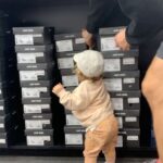 Maripier Morin Instagram – Ses petits pas 🥹
Le retour à l’école/garderie est à nos portes et pour chausser vos petits ainsi que toute votre famille, profitez de mon code promo : Maripier15 pour 15% de rabais sur tous vos achats en ligne chez @rubinoshoes !! L’offre est valise jusqu’au 31 Août!
#partenariat