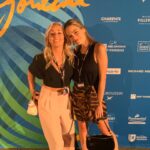 Maripier Morin Instagram - Pour moi, la photo 10 représente l’entièreté de mon voyage. Ceux qui y étaient comprendront 🤣💕 @ffangouleme