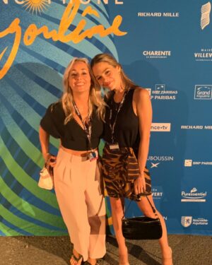 Maripier Morin Instagram - Pour moi, la photo 10 représente l’entièreté de mon voyage. Ceux qui y étaient comprendront 🤣💕 @ffangouleme