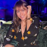Marisa Cruz Instagram – Por vezes pergunto-me da quantidade de tempo que dispensamos a analisar tudo o que se passa à nossa volta e repetidamente deparo-me com a mesma conclusão: perdemos mais tempo a colocar entraves do que a pensar em soluções! Sejamos mais e melhores, vamos lembrarmo-nos que todos temos a capacidade de transformar o impossível em possível, que não nos podemos limitar, que não, não é resposta, que podemos fazer tudo aquilo que quisermos, quando quisermos. O impossível é uma forma do universo de dizer que é difícil apenas. Nao podemos parar por aqui, não acham?